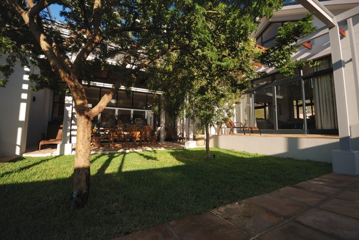 Fernkloof 6 Courtyard